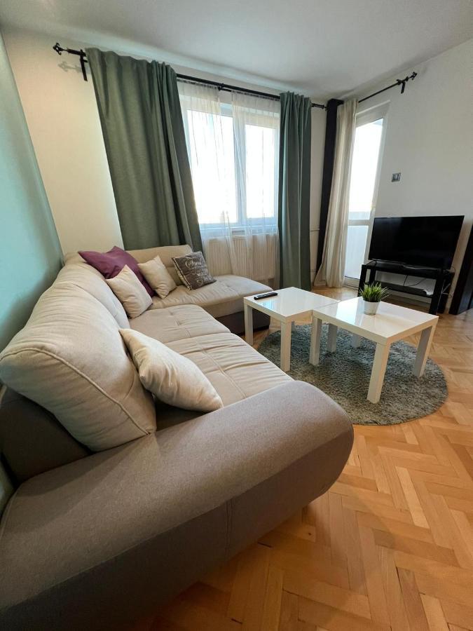 Al Malina 3Bdr Family Apt With Parking Space Near Airport And Iec Szófia Kültér fotó